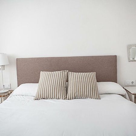 Apartamento Mendoza Sevilha Exterior foto