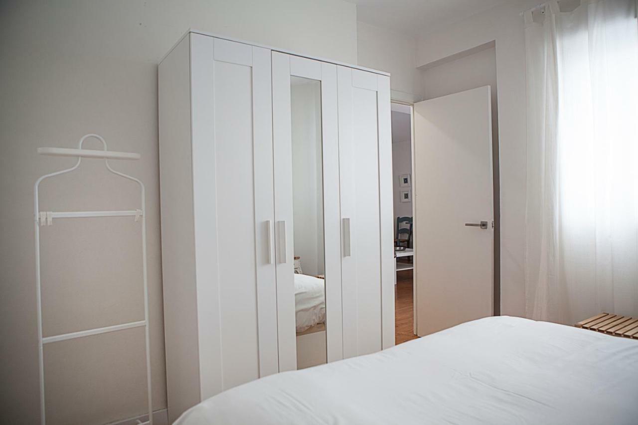 Apartamento Mendoza Sevilha Exterior foto