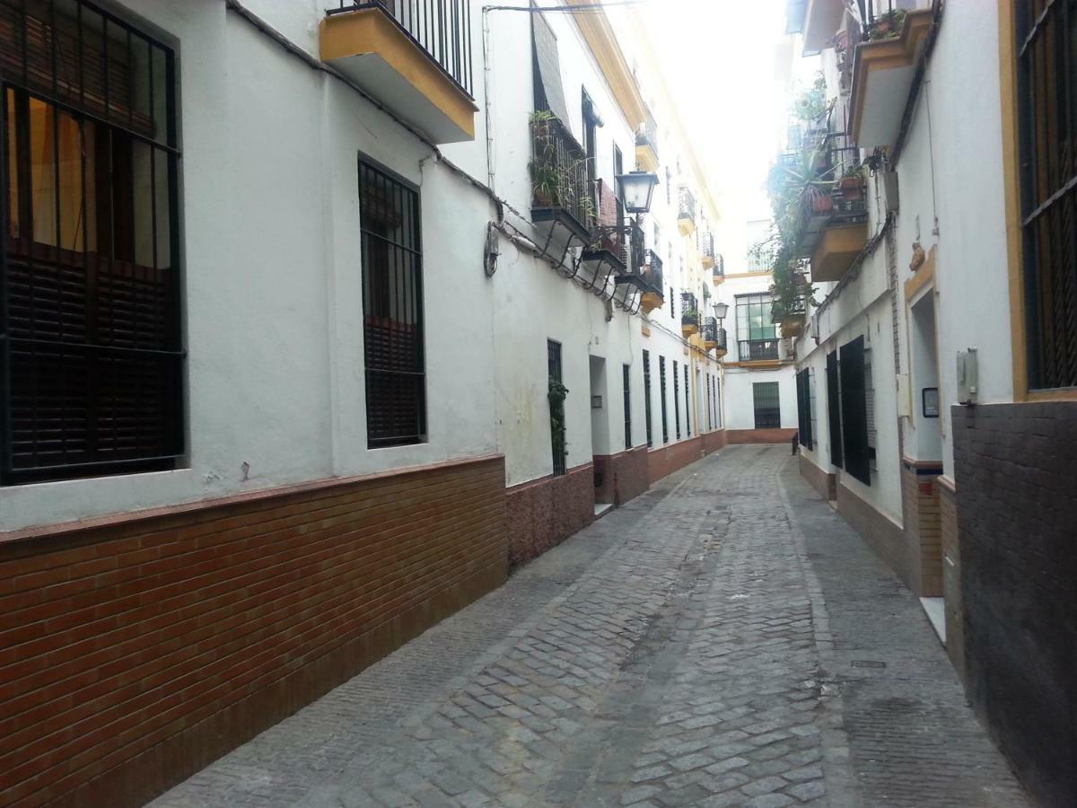 Apartamento Mendoza Sevilha Exterior foto