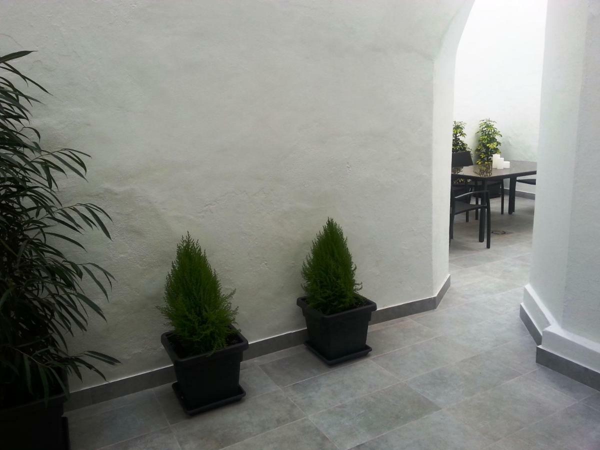 Apartamento Mendoza Sevilha Exterior foto